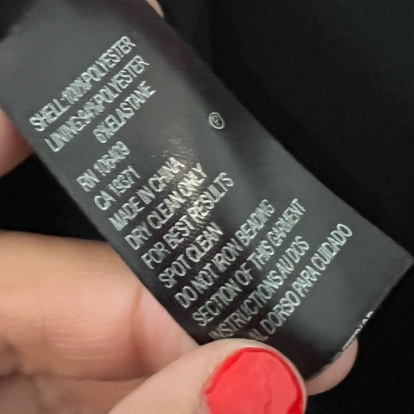 NWT Tahari Black Blazer with silver stud Detailing size 14p (Q101) - Picture 6 of 13